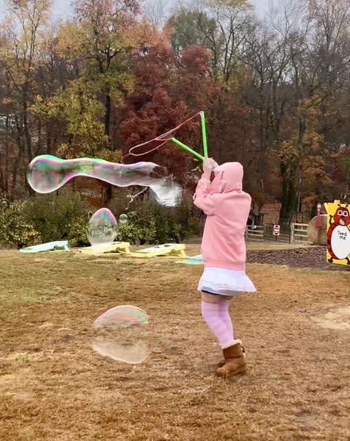 Giant Bubbles